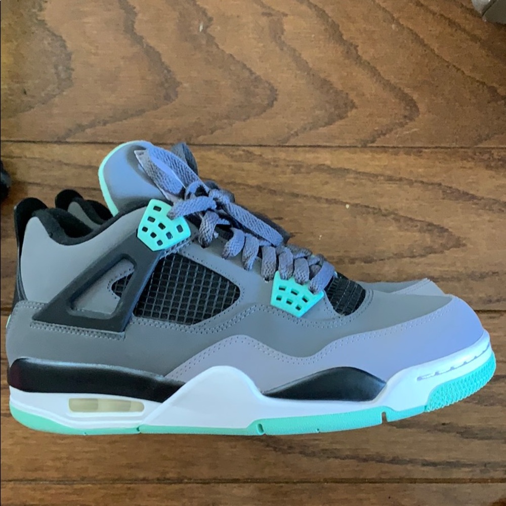 jordan 4-retro green glow